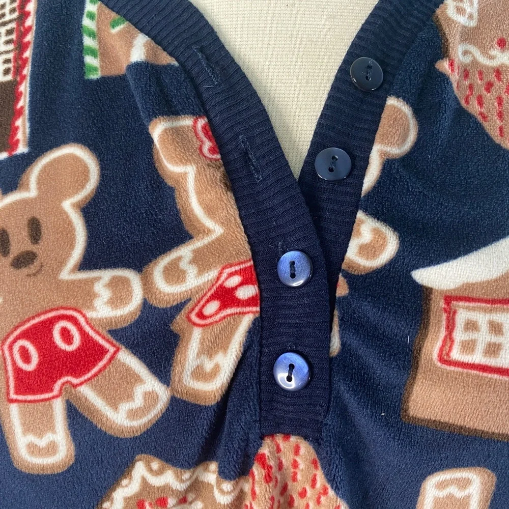 Disney Micky Mouse XL (16-18) Gingerbread Pajama Top Super Soft Long Sleeves